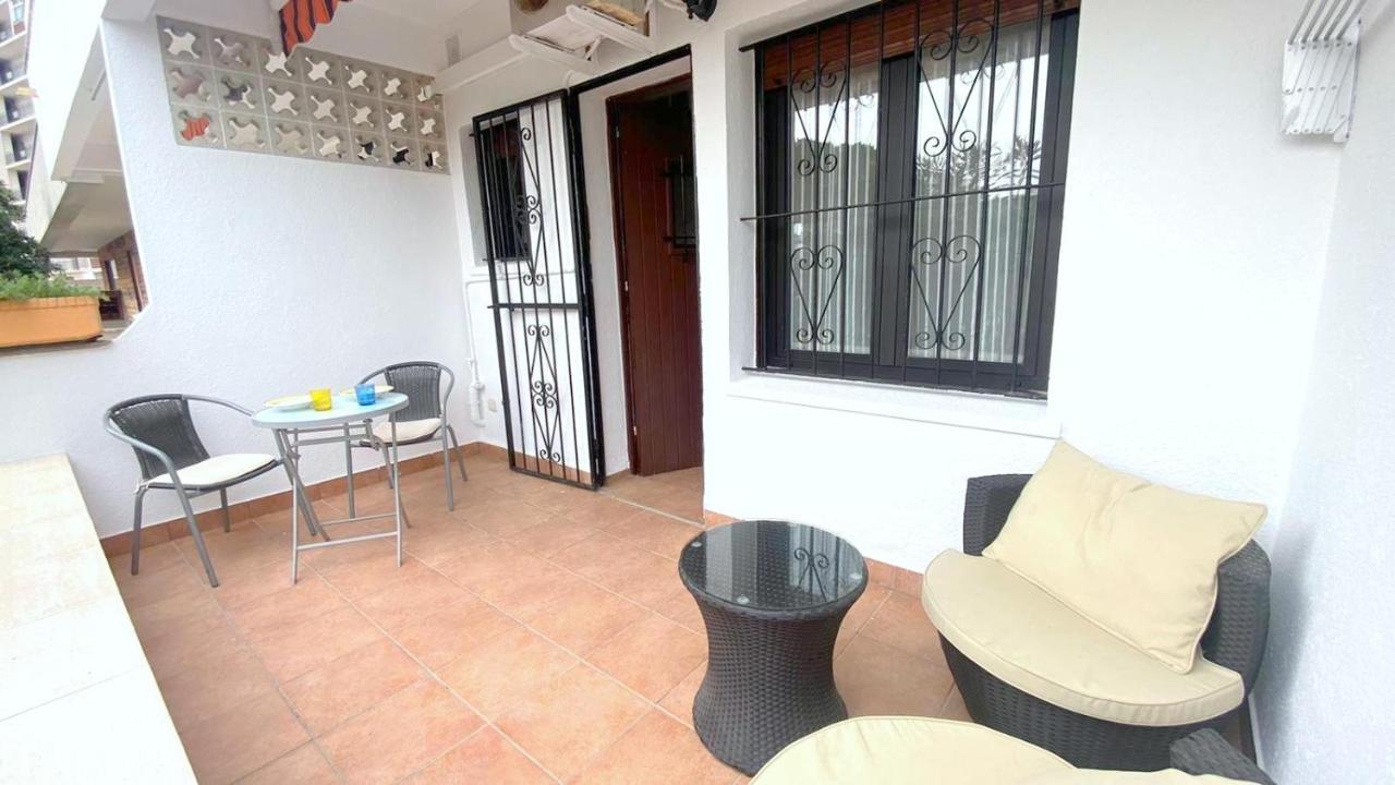 Tenis Sol Levante 103 Rosas Exteriör bild
